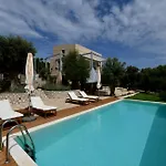 Maya Lefkada Vila