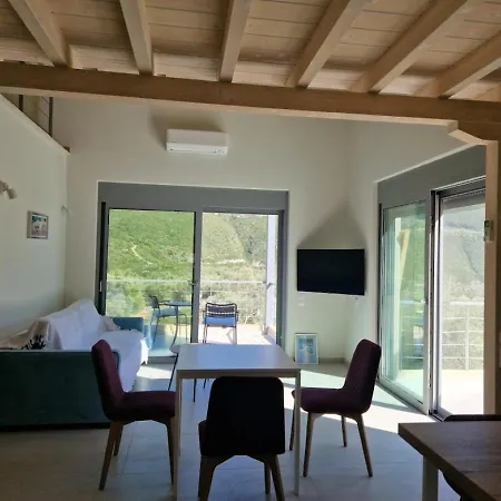 Maya Lefkada Vilă *