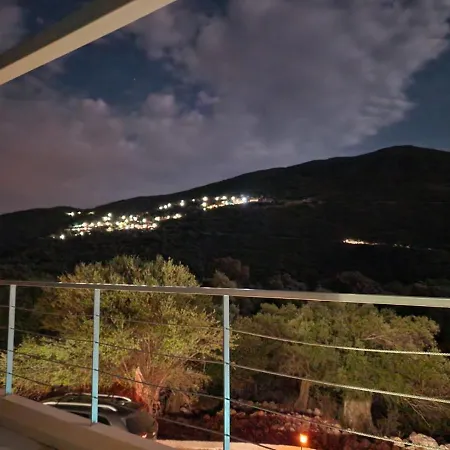 Willa Maya Lefkada *