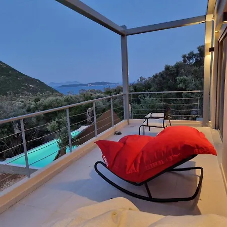 Maya Lefkada Willa