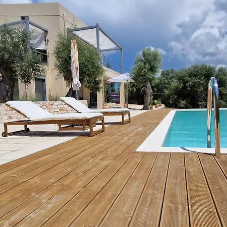 Maya Lefkada * Evgiros