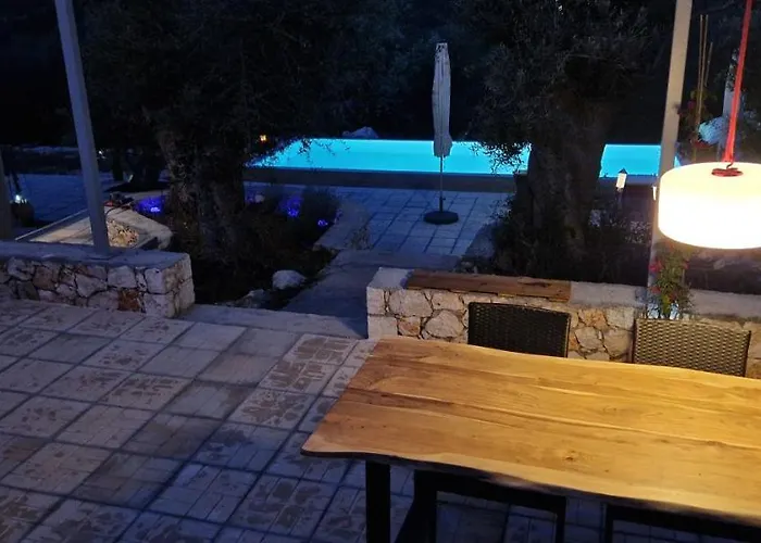 Maya Lefkada * Evgiros